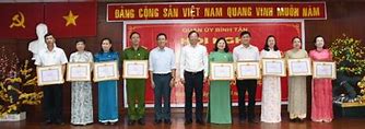 Công Ty Bon Chen Tuyển Dụng 2023